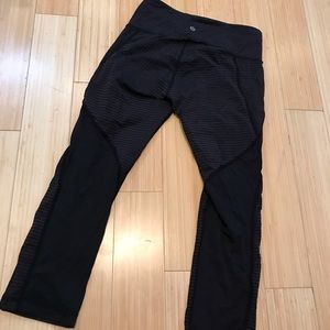 Lululemon yoga pants